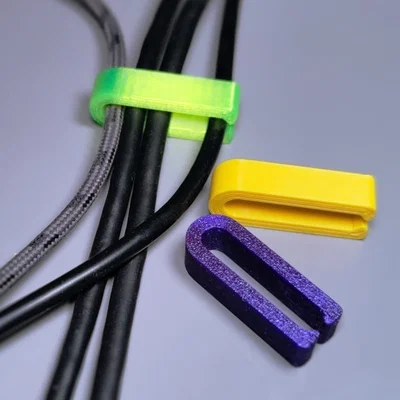 Kẹp giữ dây cáp USB gọn gàng - Mô hình in 3D đơn giản hiệu quả