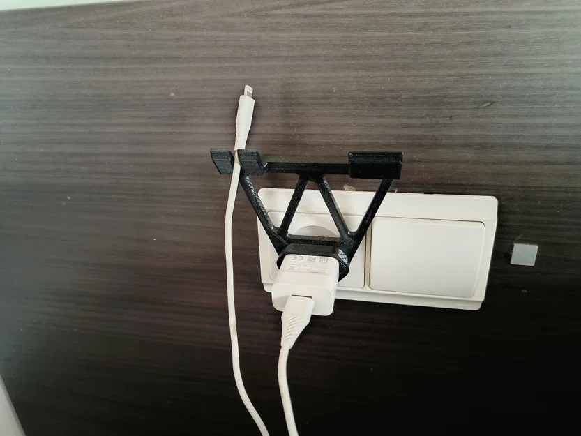 Giá đỡ điện thoại thông minh gắn củ sạc tiện lợi - Image 2
