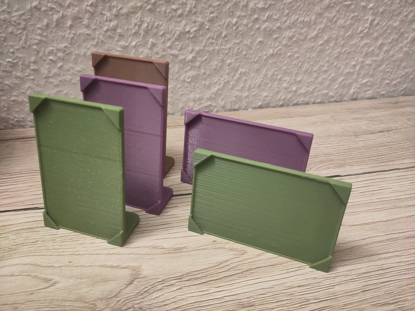 Kệ đỡ ảnh Polaroid (Polaroid Picture Stand) - Image 1