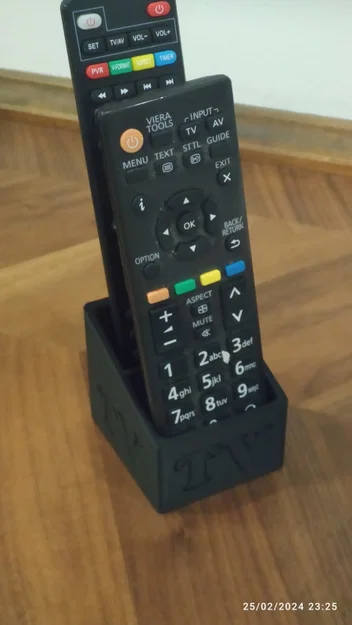 Khay Đựng Remote TV In 3D: Gọn Gàng, Tiện Lợi, Sang Trọng - Image 1