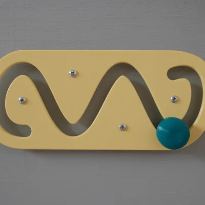 Mô hình mê cung lượn sóng gắn bảng hoạt động Montessori cho bé