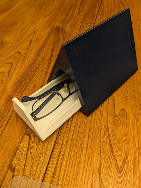 Kệ đỡ sách (book holder) tam giác có ngăn giấu kính - Image 1
