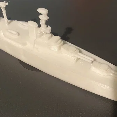 Mô hình thu nhỏ thiết giáp hạm dreadnought hạng R (R class)
