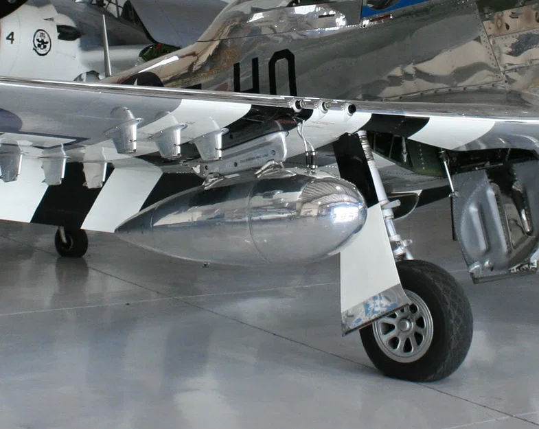 Bình xăng phụ (Drop Tank) P-51 Mustang cho máy bay RC - Image 7