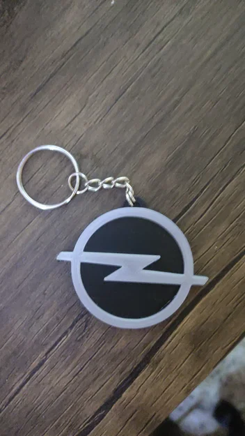Móc khóa Opel (Opel keychain) - Image 1