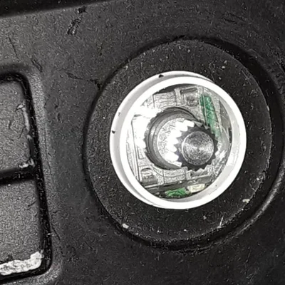 Núm vặn radio cho Volkswagen Golf V (2003–2009)