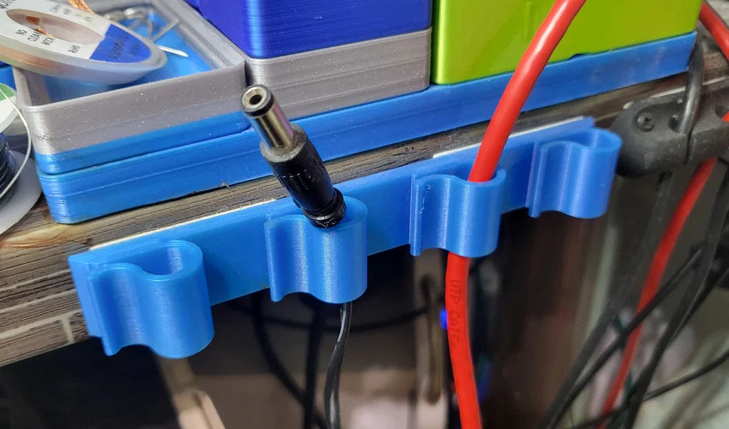 Kẹp dây cáp (Cable clip) - Image 1