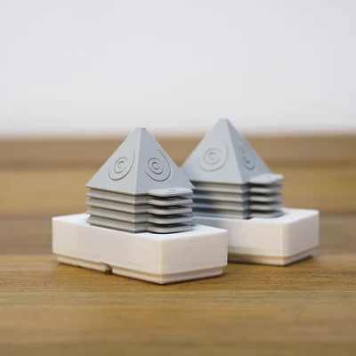 Perky Peaks Painting Pyramids kèm khay Gridfinity tuỳ biến