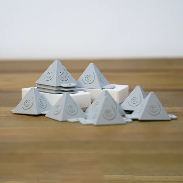 Perky Peaks Painting Pyramids kèm khay Gridfinity tuỳ biến - Image 3