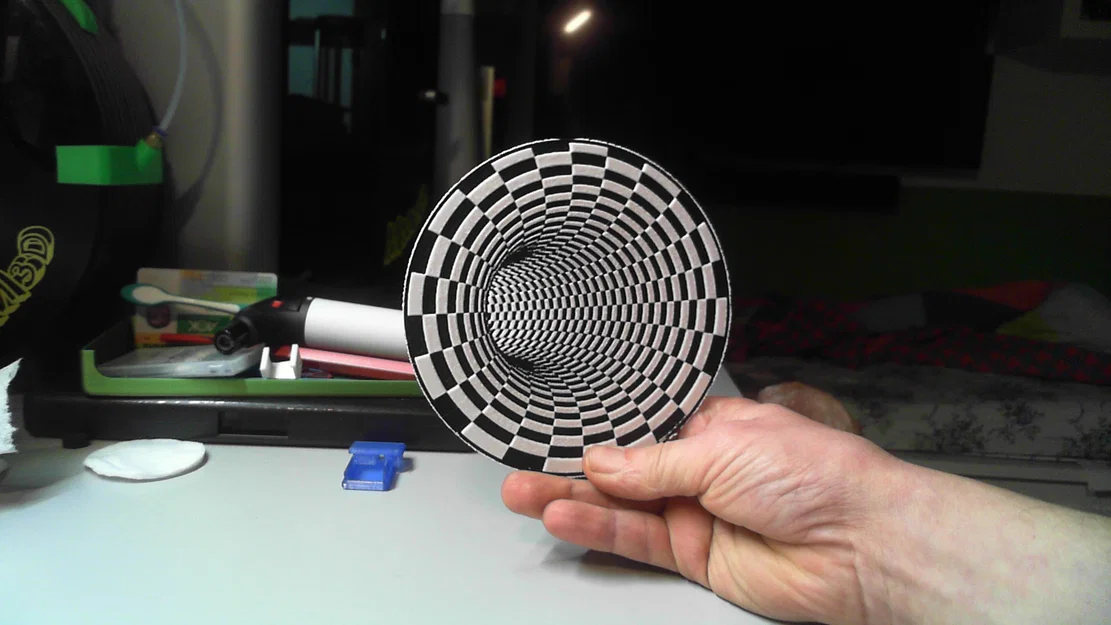 optical illusion hueforge – Ảo ảnh thị giác Hueforge - Image 4