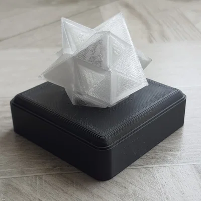 Crystal Puzzle: Bộ lắp ráp hình học 3D độc đáo cho mọi người