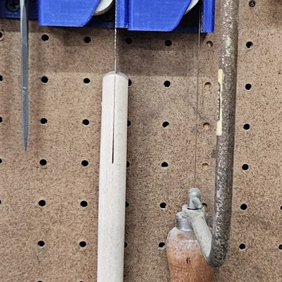 Giá treo cưa tay compact (Compact Hand Saw Holder)