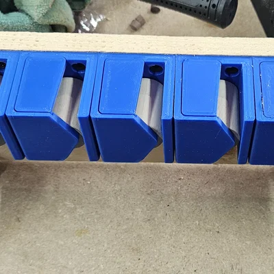 Giá treo cưa tay compact (Compact Hand Saw Holder)