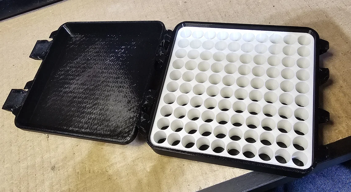 Hộp đạn Snaplock 10mm (130x130x25) - Image 1