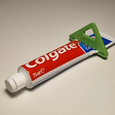 Dụng cụ nặn kem đánh răng 3D (repousse dentifrice) tiện lợi