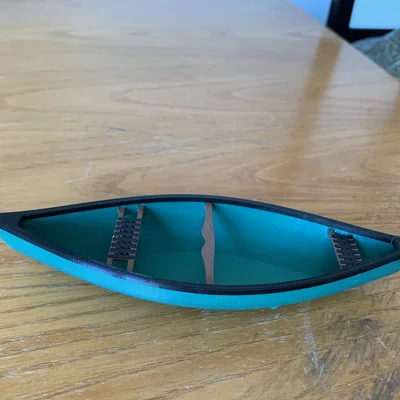 Canoe Siêu Thực (Realistic Canoe)