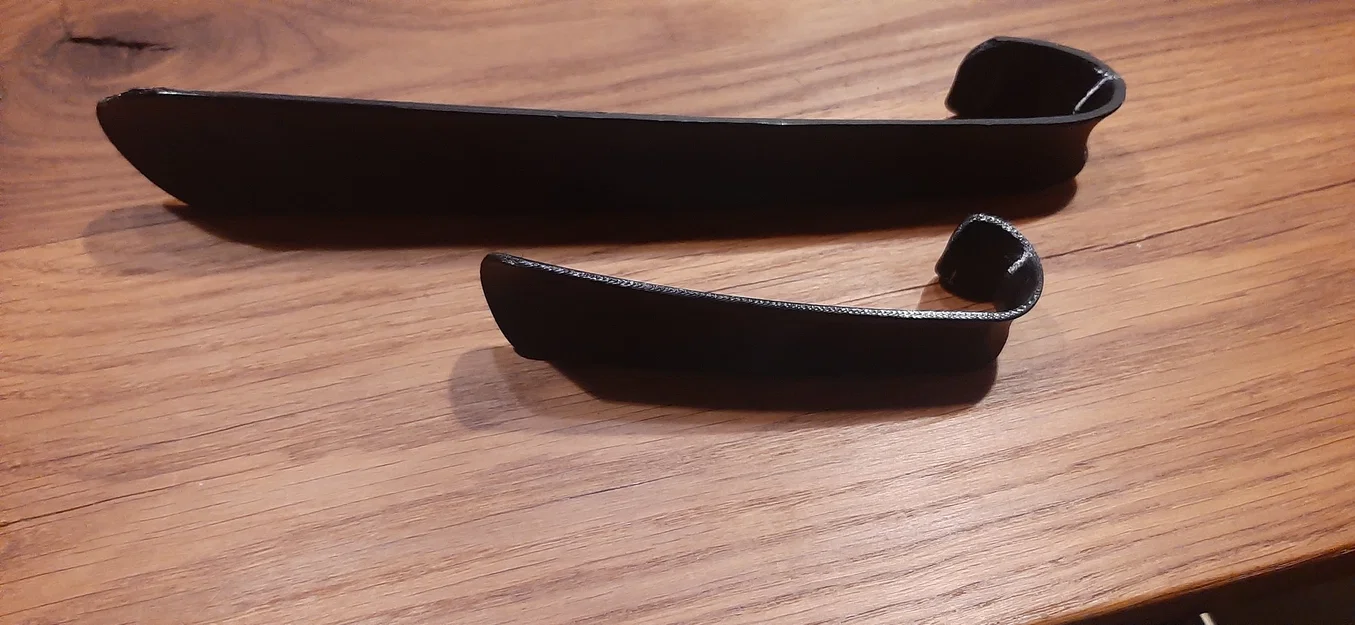 Dụng cụ hỗ trợ xỏ giày (shoehorn) kích thước lớn XL tiện dụng - Image 1