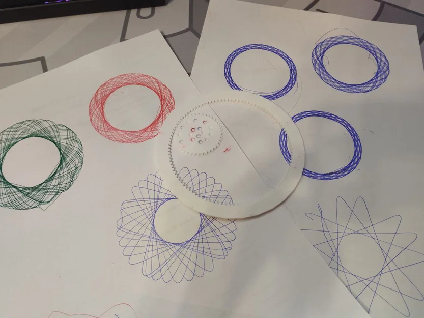 Spyrograph 3D – Bộ vẽ hoa văn bằng bánh răng dễ in - Image 1