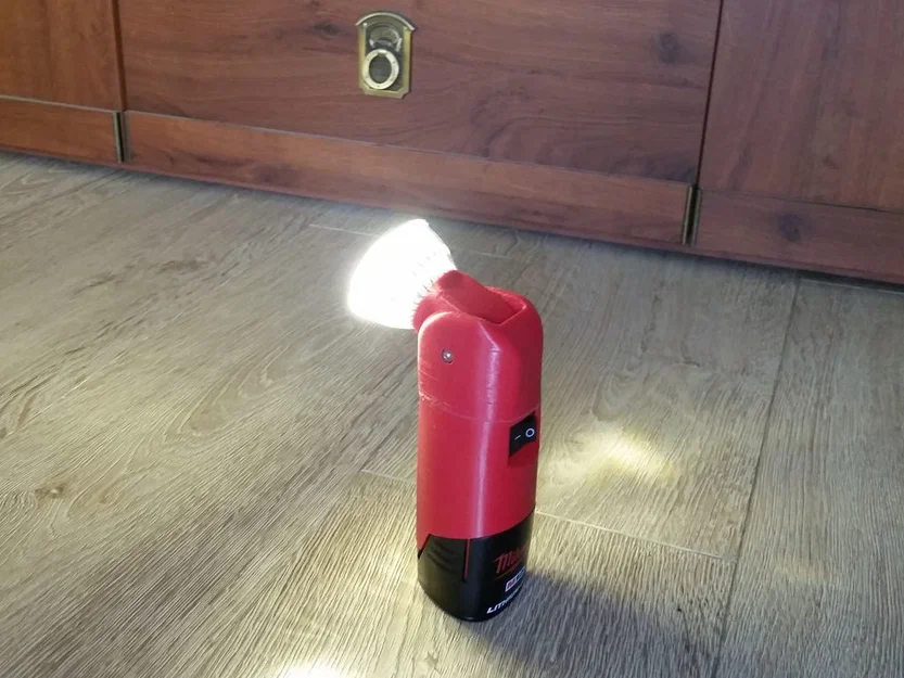 Đèn pin Milwaukee M12 đầu chỉnh góc (dùng bóng LED MR16) - Image 8