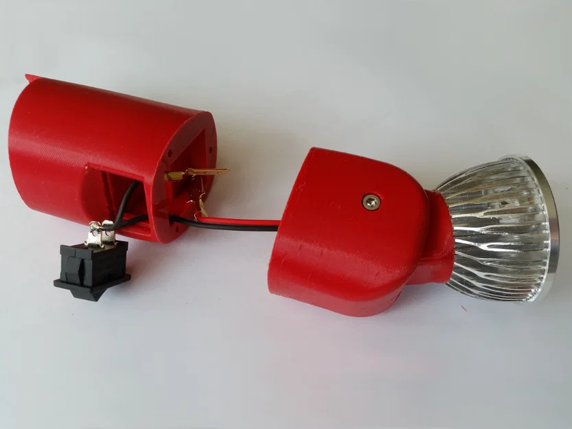 Đèn pin Milwaukee M12 đầu chỉnh góc (dùng bóng LED MR16) - Image 16