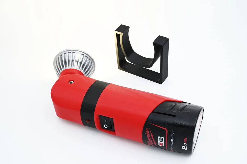 Đèn pin Milwaukee M12 đầu xoay, có báo pin yếu - Image 2