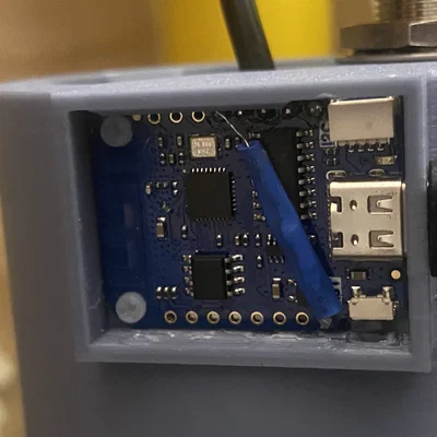 Vỏ cho ESP8266 & cảm biến proximity inductive cho đồng hồ nước Sensus 620