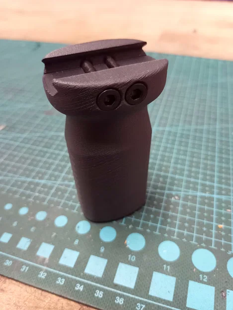 Tay cầm dọc (Vertical Grip) - Picatinny/RIS - Image 1