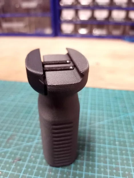 Tay cầm dọc (Vertical Grip) - Picatinny/RIS - Image 3