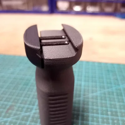 Tay cầm dọc (Vertical Grip) - Picatinny/RIS