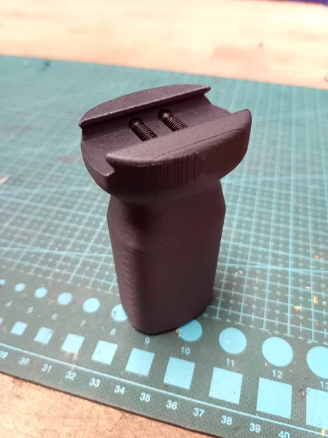 Tay cầm dọc (Vertical Grip) - Picatinny/RIS - Image 7