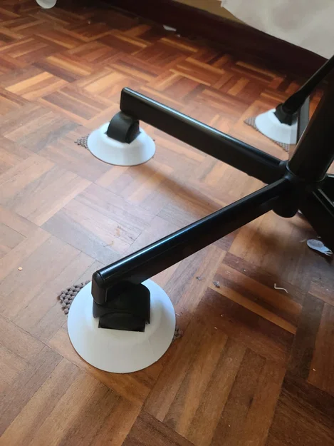 Chặn bánh xe ghế Ikea: Giải pháp cố định ghế cực chắc chắn cho Simracing - Image 1