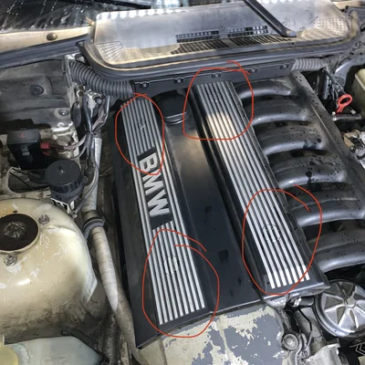 Nắp chụp ốc/bolt nắp máy cho BMW E36 (Engine cover bolt caps)