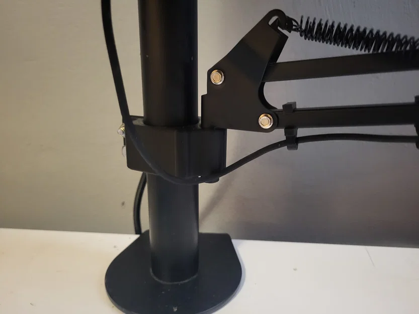 Giá treo micro gắn cột màn hình 3D - Tiết kiệm không gian bàn làm việc - Image 2