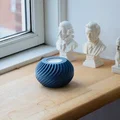 Candle V33: Chân đế nến trang trí xoắn ốc tinh tế in 3D - Thumbnail 1