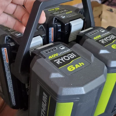 Tay xách pin Ryobi 40v gọn nhẹ, in 3D bền bỉ