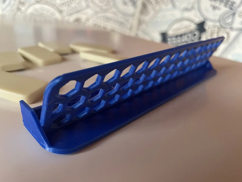 Khay Đứng Domino Họa Tiết Lục Giác 7 Khe (In 3D) - Image 1
