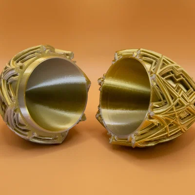 Trứng Phục Sinh Kaleidoscope Cong (Curvy Kaleidoscope Easter Egg)