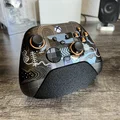 Đế trưng bày tay cầm chơi game SCUF Instinct Pro phong cách tối giản - Thumbnail 1