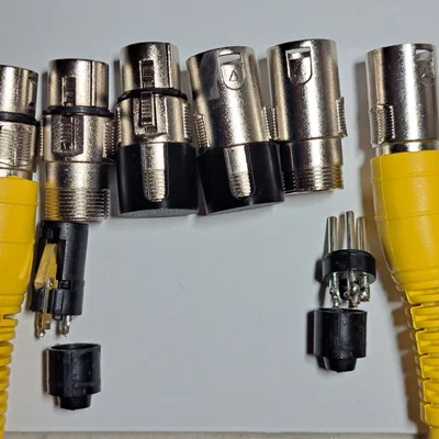 Nắp XLR dùng gọn/low profile và kiểu bẻ góc 90°