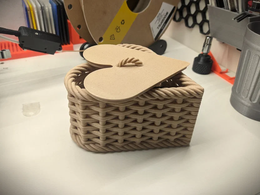 Nắp cho hộp trái tim đan (Lid for Woven Heart Container) - Image 2