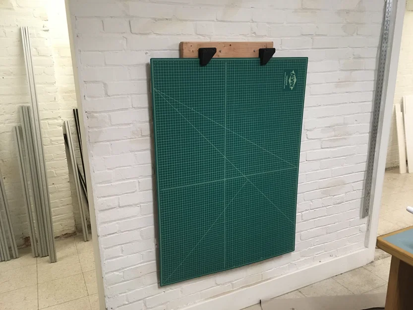 Kẹp treo tường cho bảng cắt 3D - Thiết kế thông minh cho Workshop - Image 2