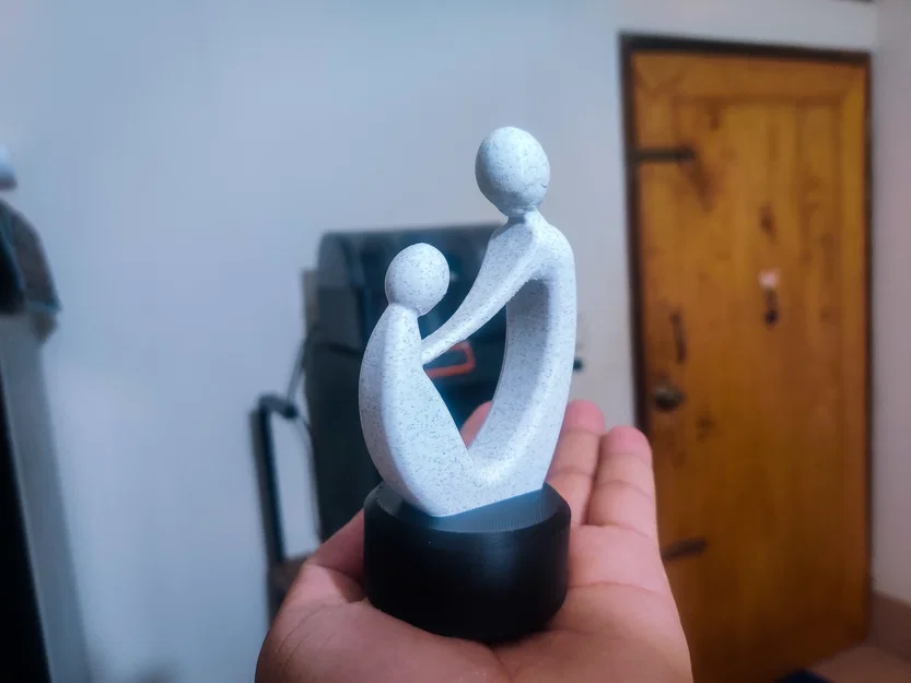 Tượng điêu khắc tình mẫu tử 3D - Món quà ý nghĩa cho ngày của Mẹ - Image 1