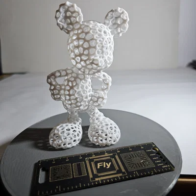 VORONOI - Mickey Mouse
