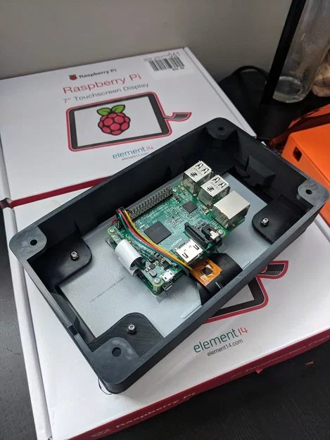 Khung Treo Tường Cho Màn Hình 7 Inch Raspberry Pi - Thiết Kế Thông Minh - Image 2