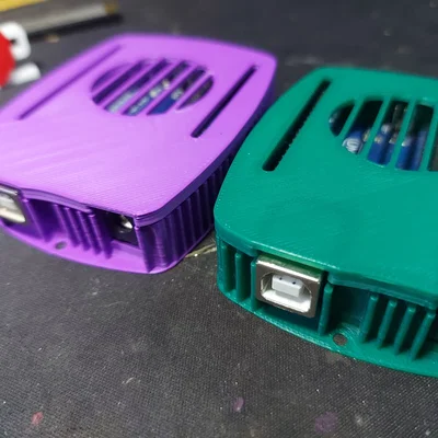 Hộp bảo vệ Arduino UNO R3 có nắp gập tản nhiệt tiện lợi
