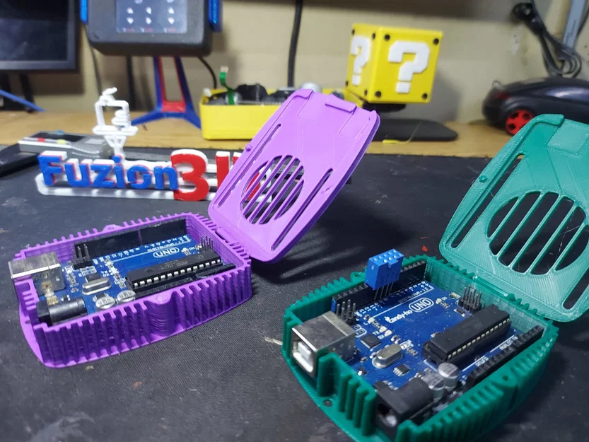 Hộp bảo vệ Arduino UNO R3 có nắp gập tản nhiệt tiện lợi - Image 3