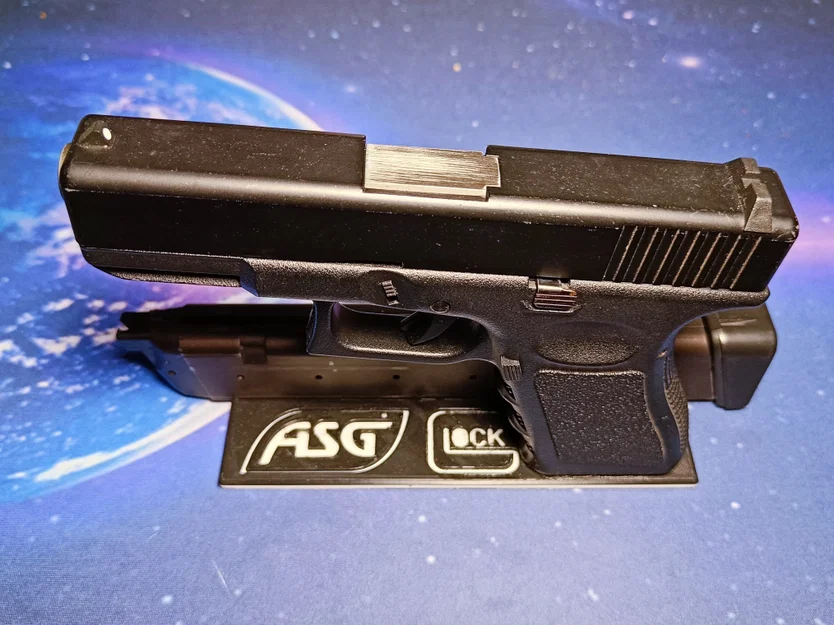 Kệ trưng bày Glock 19 & giá giữ băng đạn (ASG) - Image 1