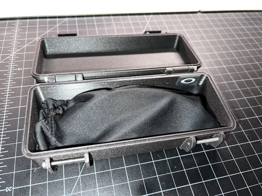 Hộp đựng kính 3D siêu bền, phong cách cứng cáp - Sunglass Box - Image 2