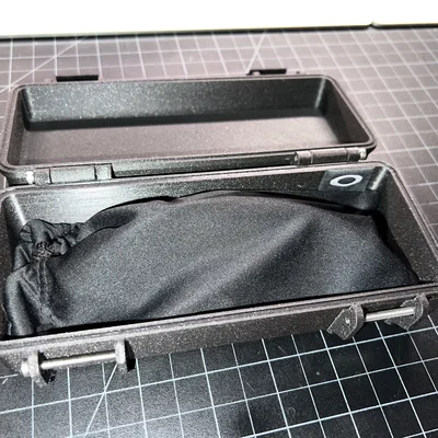 Hộp đựng kính 3D siêu bền, phong cách cứng cáp - Sunglass Box