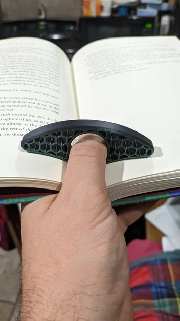 Dụng cụ giữ trang sách hình tổ ong (Honeycomb Page Holder) in 3D - Image 2